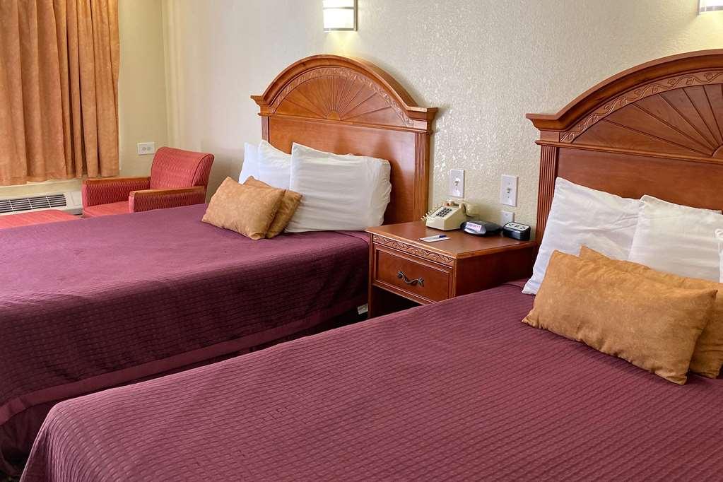 Knights Inn Πούντα Γκόρντα Δωμάτιο φωτογραφία